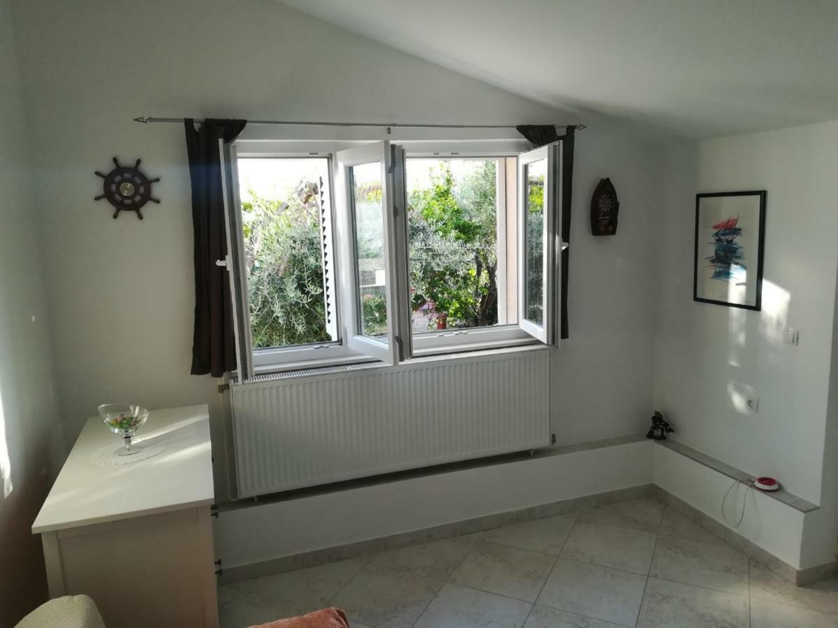 Olive Grove Apartamento Vodice Exterior foto